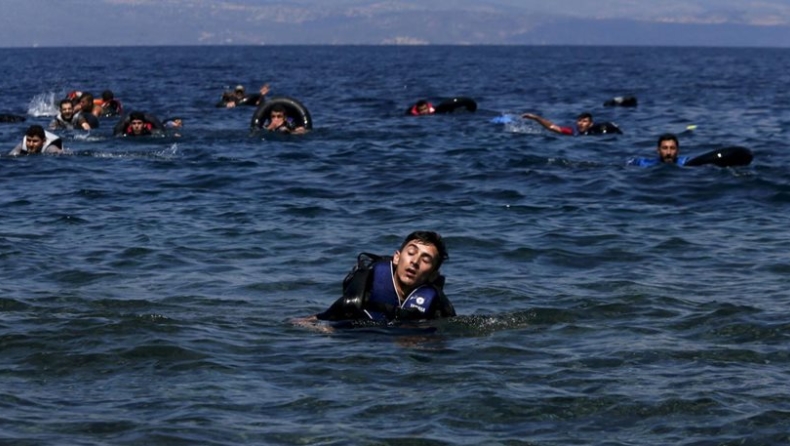 Thirteen refugees drown in a new sea tragedy off Farmakonissi early on Wednesday morning
