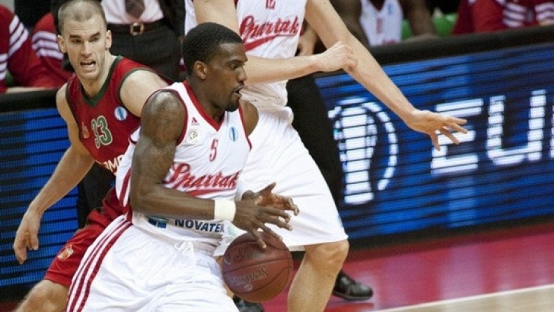 Δέδας: «Θέλει χώρο και χρόνο ο Τζόνσον-Όντομ»