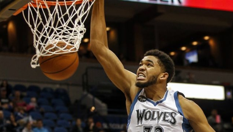 Ο Τάουνς ρούκι του μήνα στη Δύση (vid)