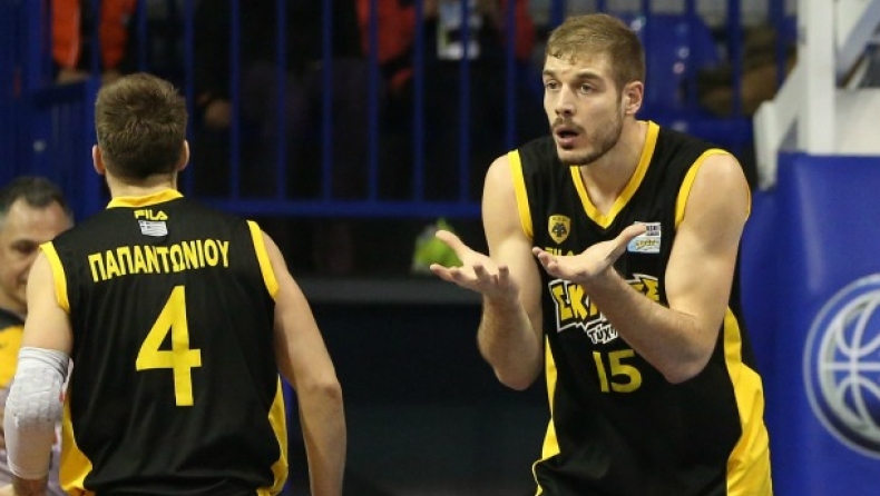 Σαρικόπουλος: «Είμαι μέλος της ΑΕΚ»