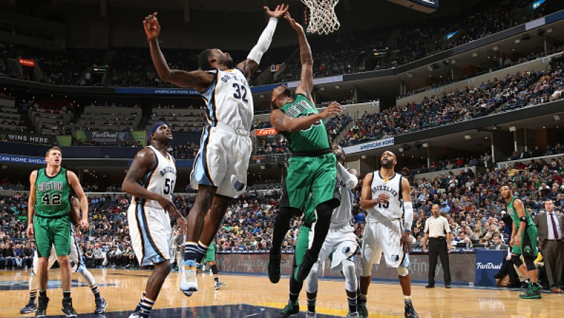 Μην τα βάζεις με τις... Αρκούδες (vid)