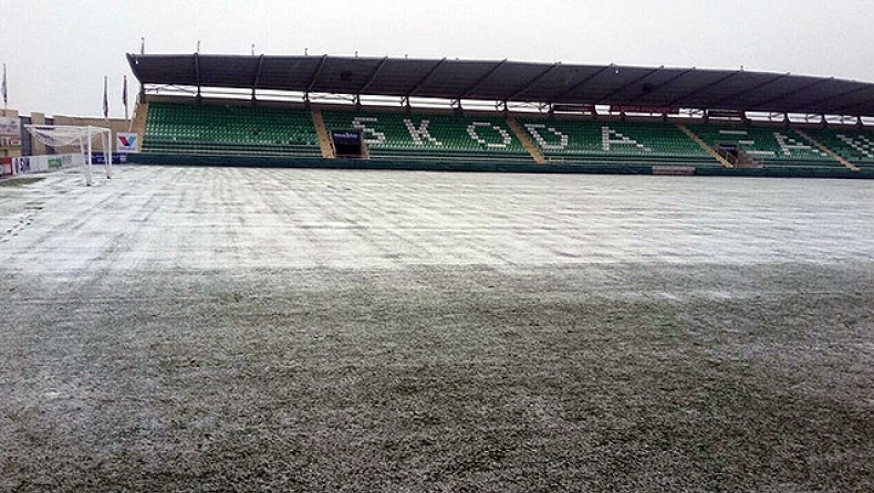 Κάτασπρο το γήπεδο στην Ξάνθη!