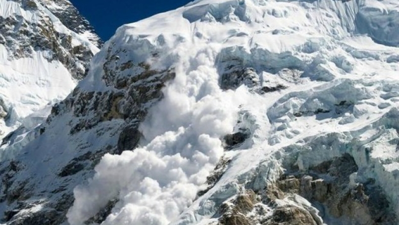 Πέντε νεκροί στον Καναδά από χιονοστιβάδα