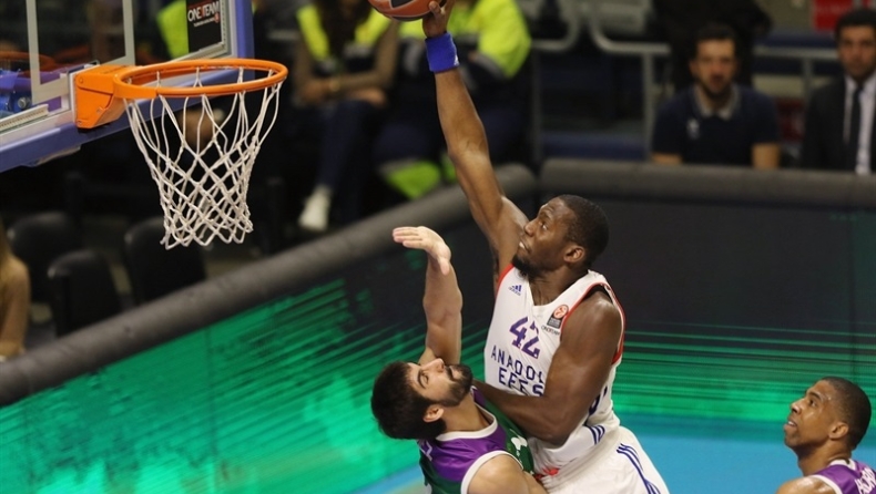 Ουνικάχα Μάλαγα - Εφές Αναντολού 75-85 (vid)