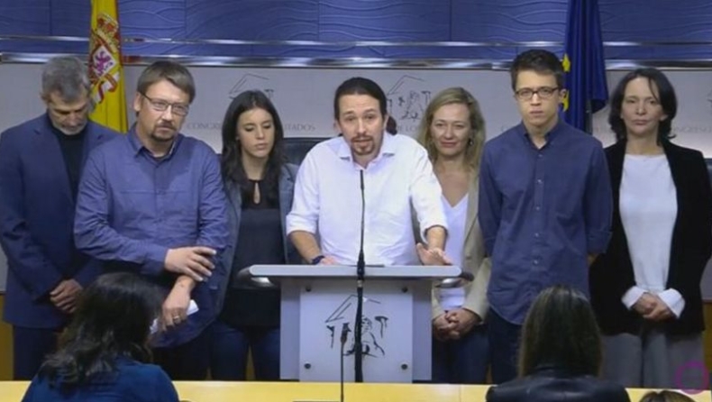 Ισπανία: Έτοιμοι να στηρίξουν κυβέρνηση υπό τους Σοσιαλιστές οι Podemos