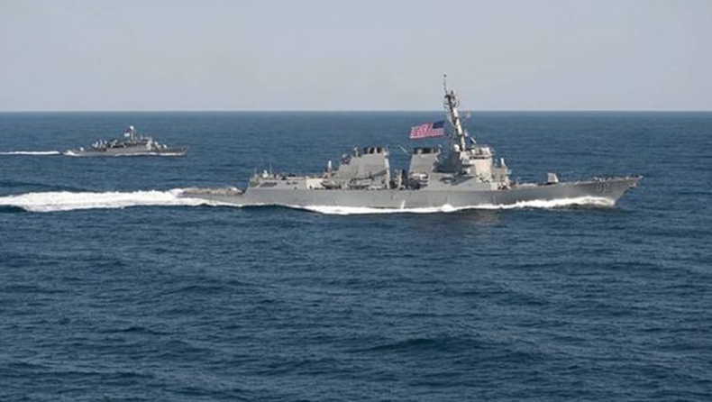 Θρίλερ με δέκα αμερικανούς ναύτες που κρατούνται από το Ιράν