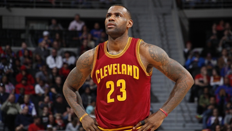 Έχασε κάρφωμα ο ΛεΜπρον! (vid)