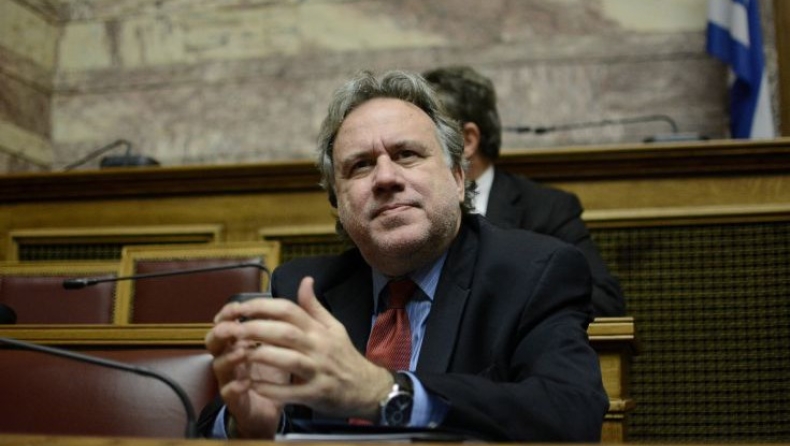 Νέα πρόταση για τις εισφορές των ελεύθερων επαγγελματιών ο Κατρούγκαλος