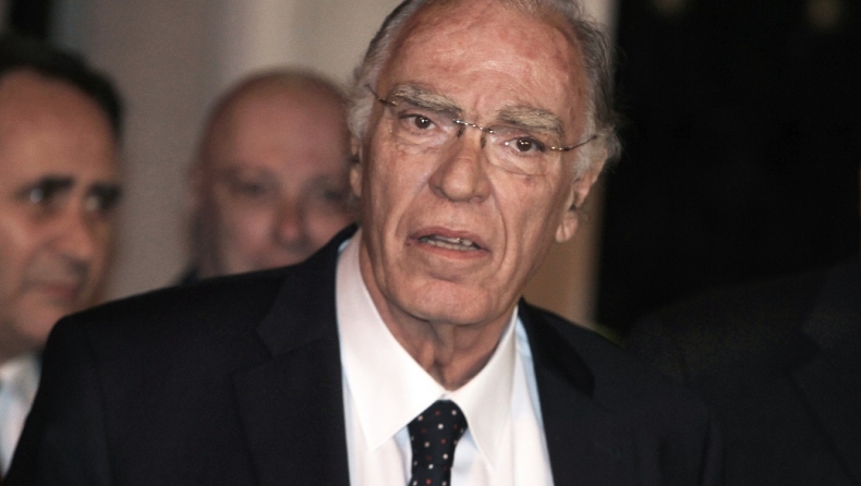 Επίθεση της Ενωσης Κεντρώων στη Φ. Γεννηματά