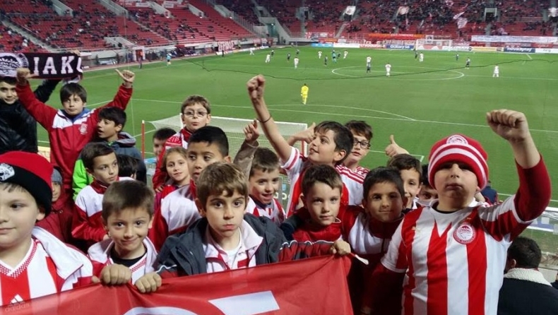 Οι Σχολές του Ολυμπιακού δίπλα στην πρώτη ομάδα (pics)