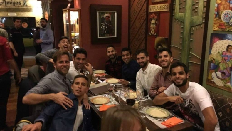 Τρελό κέφι και «ΜΟΝΟ ΑΕΚ»