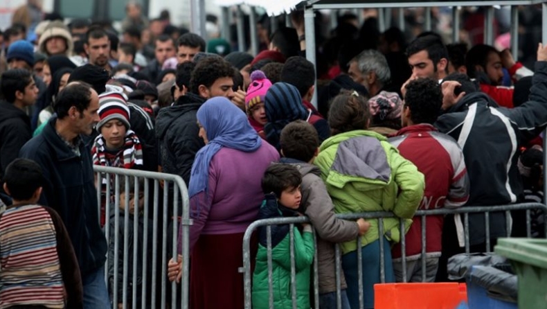 Frontex: Οι φράχτες δεν θα σταματήσουν τους πρόσφυγες