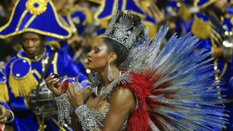 Ο Ζίκα δεν τρομάζει το καρναβάλι του Ρίο (pics)