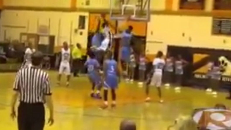 Dunker ύψους 165 εκατοστών (vid)