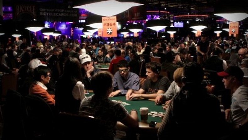 Εσύ ξέρεις τι δεν πρέπει να κάνεις όταν παίζεις σε ένα ζωντανό τουρνουά πόκερ;