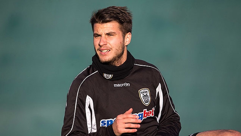 Αντόνις: «Απολαμβάνω το ποδόσφαιρο»