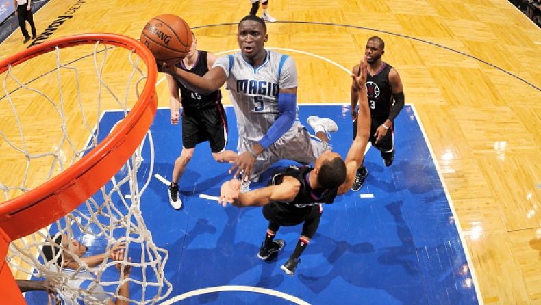 Ο Ολαντίπο χτύπησε τον Χάρις (vid)