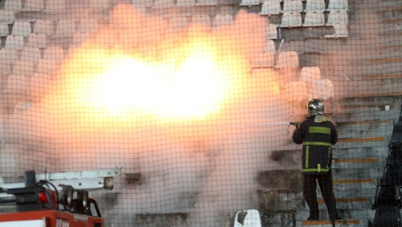 Τον... γύρο του κόσμου τα επεισόδια στην Τούμπα (pics)