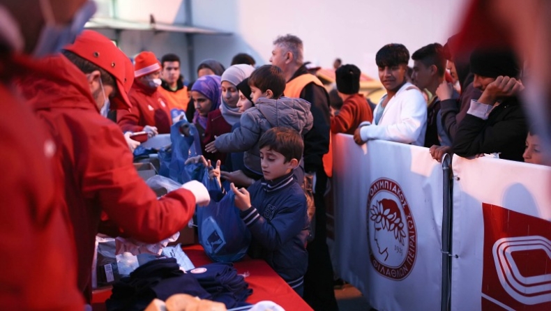 Πάνω από 3.000 μερίδες φαγητού ο Ολυμπιακός (pics)