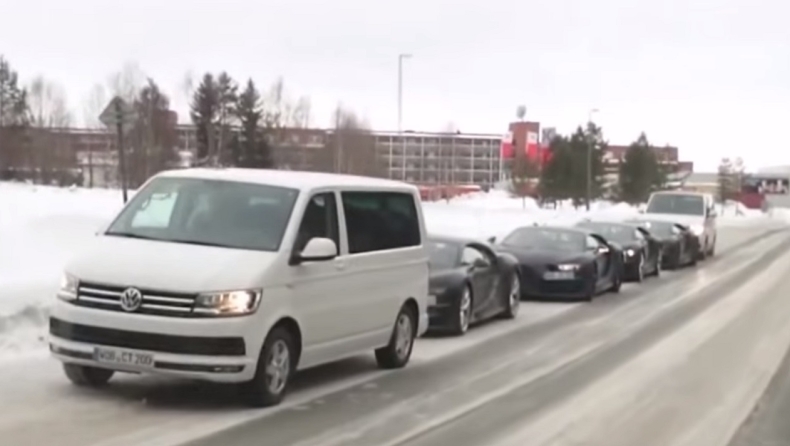 Που πάνε τέσσερις Bugatti Chiron; (video)