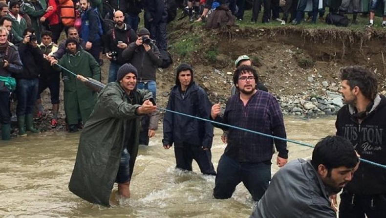 Οι Σκοπιανοί συνέλαβαν 30 φωτορεπόρτερ που ακολουθούσαν πρόσφυγες