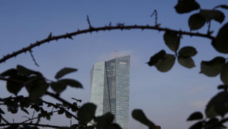 Στο «απόλυτο μηδέν» το βασικό επιτόκιο της ΕΚΤ