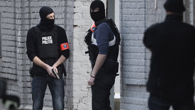Βρυξέλλες: Συνελήφθη έπειτα από μάχη ο τζιχαντιστής Αμπντεσλάμ (pics & vid)