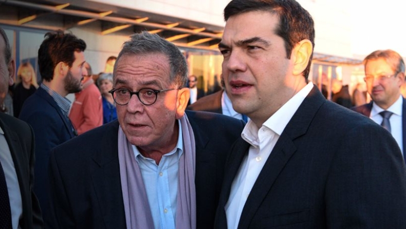 Μένει και αναβαθμίζεται ο Μουζάλας