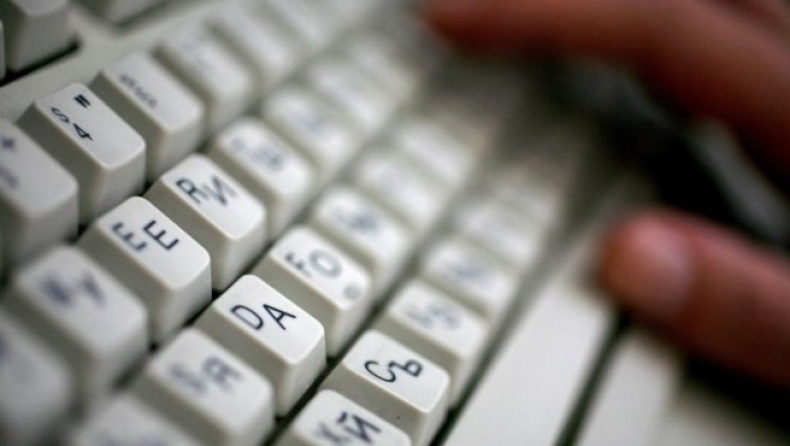 Σχέδιο για φόρο και στις συνδέσεις ίντερνετ