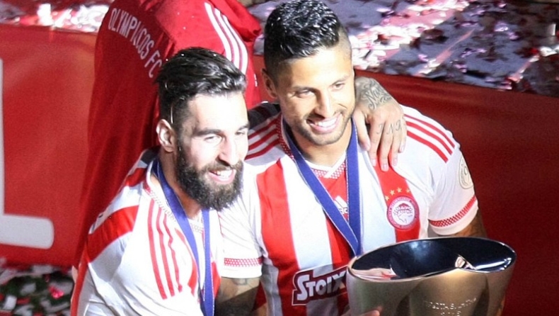 Τα... έσπασαν οι ερυθρόλευκοι! (vid)