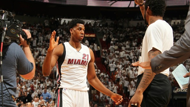 Κάρφωσε ο Ουάιτσαϊντ, ξεσηκώθηκε ο πάγκος! (vid)