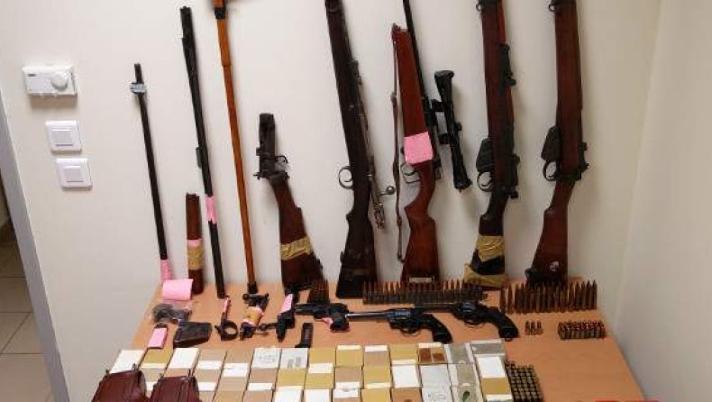 Εντοπίστηκε ολόκληρο οπλοστάσιο σε σπίτι στα Γρεβενά (pics)