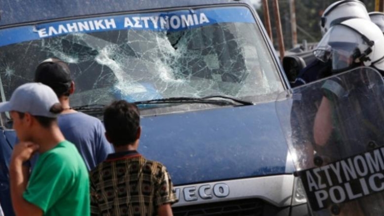 Κατέληξε ο πρόσφυγας που παρασύρθηκε από κλούβα της ΕΛ.ΑΣ