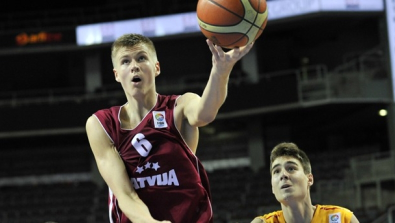  Κρίσταπς Πορζίνγκις: Επιστρέφει στη Λετονία για να αγωνιστεί στον όμιλο της Εθνικής μας για τα «παράθυρα»