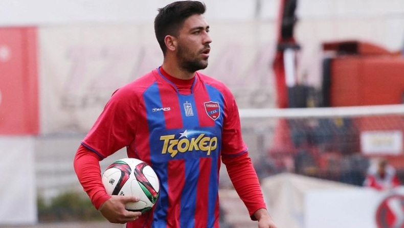 Μια αγάπη έχει στην καρδιά…