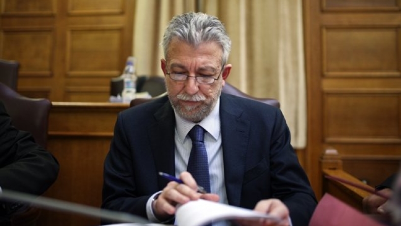 To Πόθεν Εσχες του Σταύρου Κοντονή