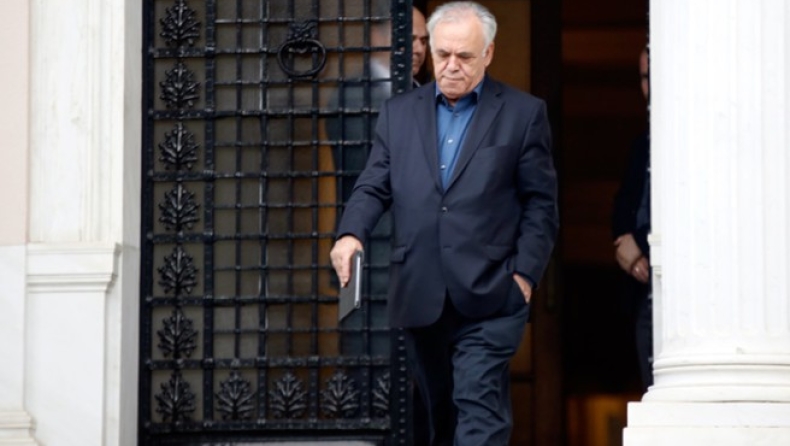 Δραγασάκης: Χρειάζεται ένα ισχυρό επενδυτικό σοκ διαρκείας