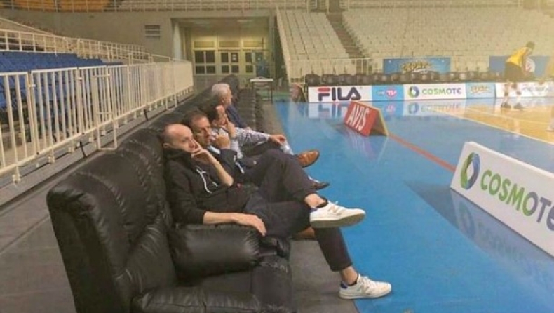 Τα είπε με Ζντοβτς ο Αγγελόπουλος