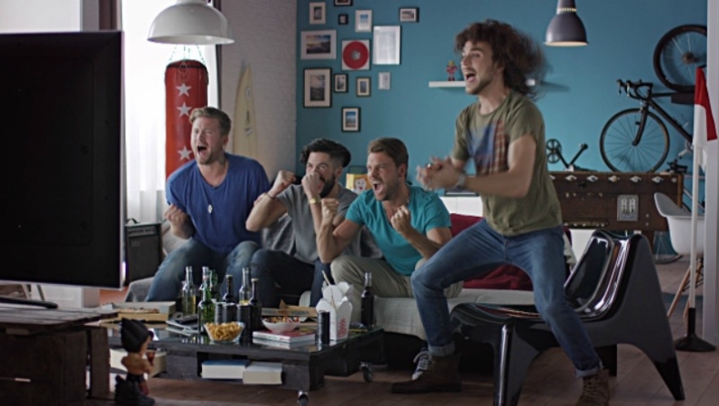 Πίτσες (ή σουβλάκια), μπύρα και μπαλάρα!