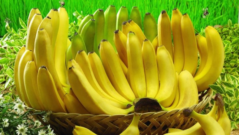Η Κίνα απαγόρευσε την «ερωτική» κατανάλωση μπανάνας online