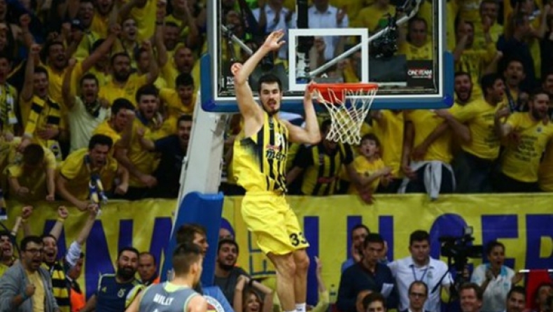 Κάλινιτς: «Ζήτησα συγγνώμη για την συμπεριφορά μου» (pics)