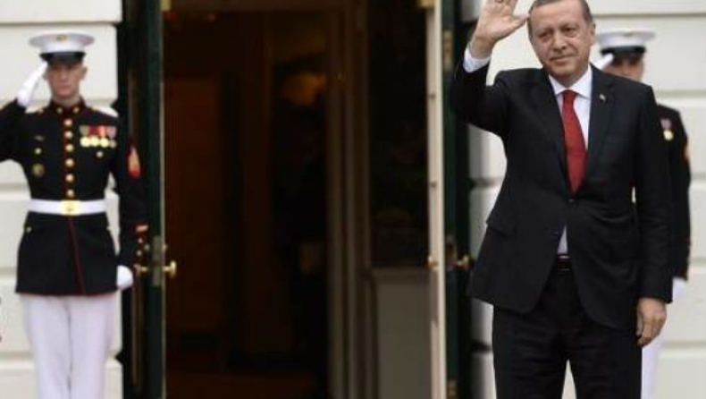 Spiegel: Η Ευρώπη στα μαχαίρια για τη βίζα της Τουρκίας