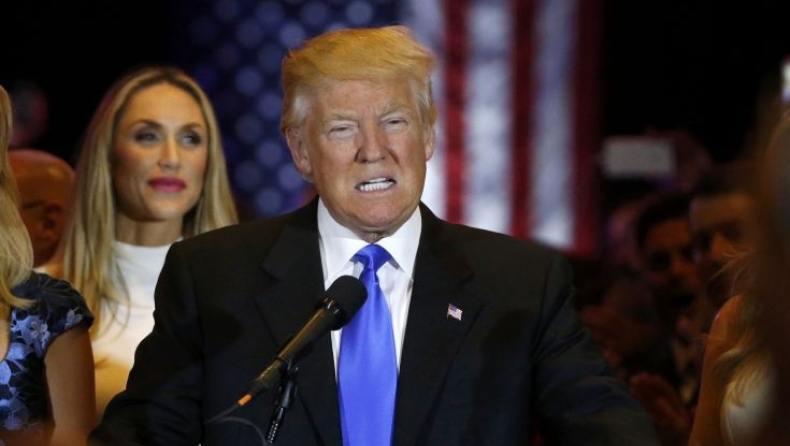 Οι «ροζ ιστορίες» του Τραμπ στις εφημερίδες των ΗΠΑ