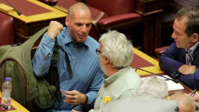 Βαρουφάκης: Αναδιάρθρωση χρέους με αντάλλαγμα νέα λιτότητα
