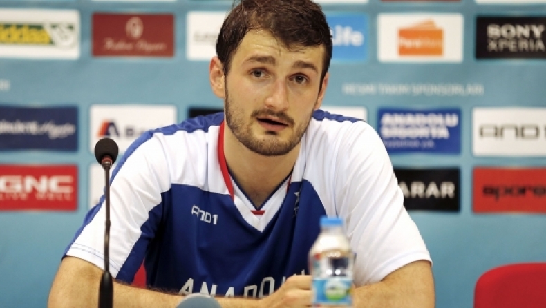 Στην Νταρουσάφακα ο Μπατούκ (pic)