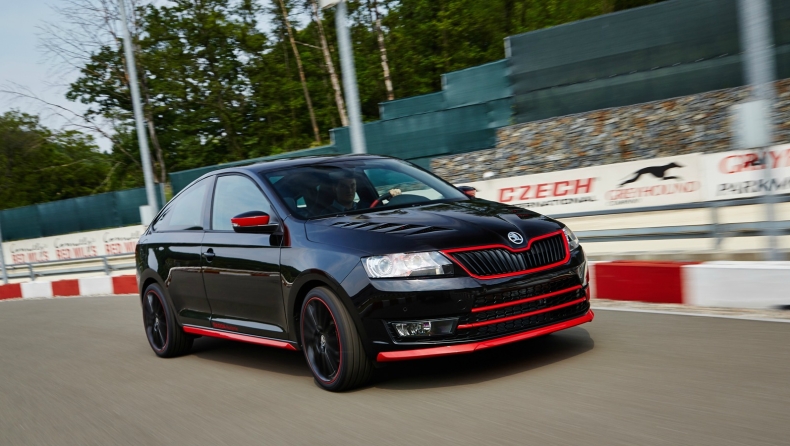 Το Skoda Rapid «μαζεύει» στο πλυντήριο (video)