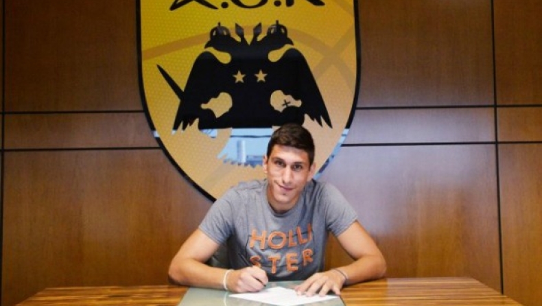 Λαρεντζάκης στην ΑΕΚ έως το 2020! (vid & pics)