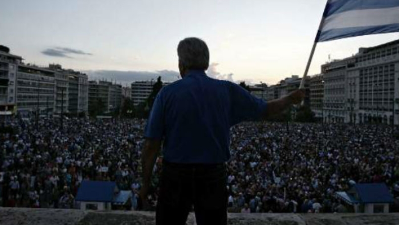 Γιατί οι «παραιτηθείτε» εκνευρίζουν κυβέρνηση και ΣΥΡΙΖΑ