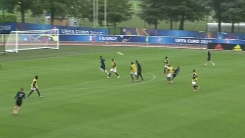 Ο Παγέ κάνει... πλάκα σε 19χρονα (vid)