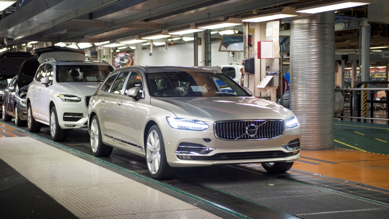 To πρώτο Volvo V90 κύλισε τις ρόδες του